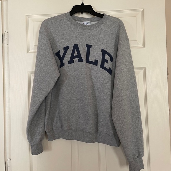 Champion Tops - Vintage Yale sweatshirt
